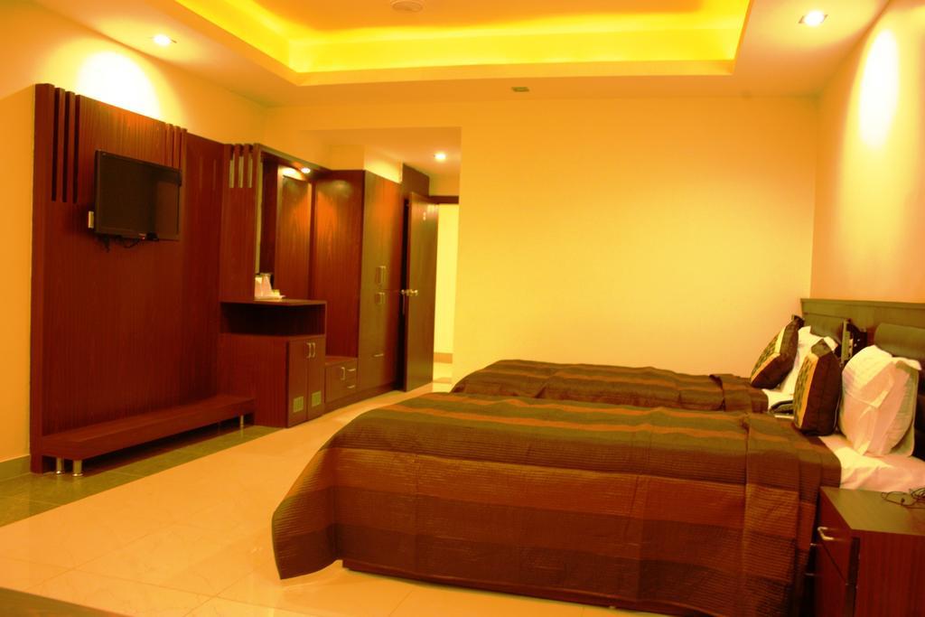 Hotel Avn Grand Ранчі Номер фото