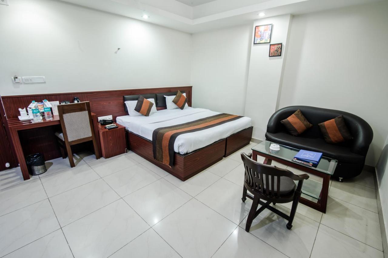 Hotel Avn Grand Ранчі Екстер'єр фото