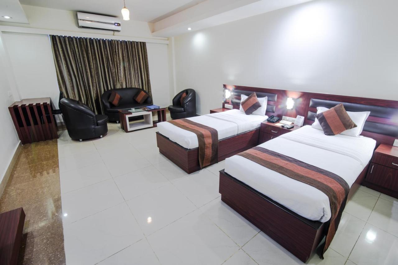 Hotel Avn Grand Ранчі Екстер'єр фото