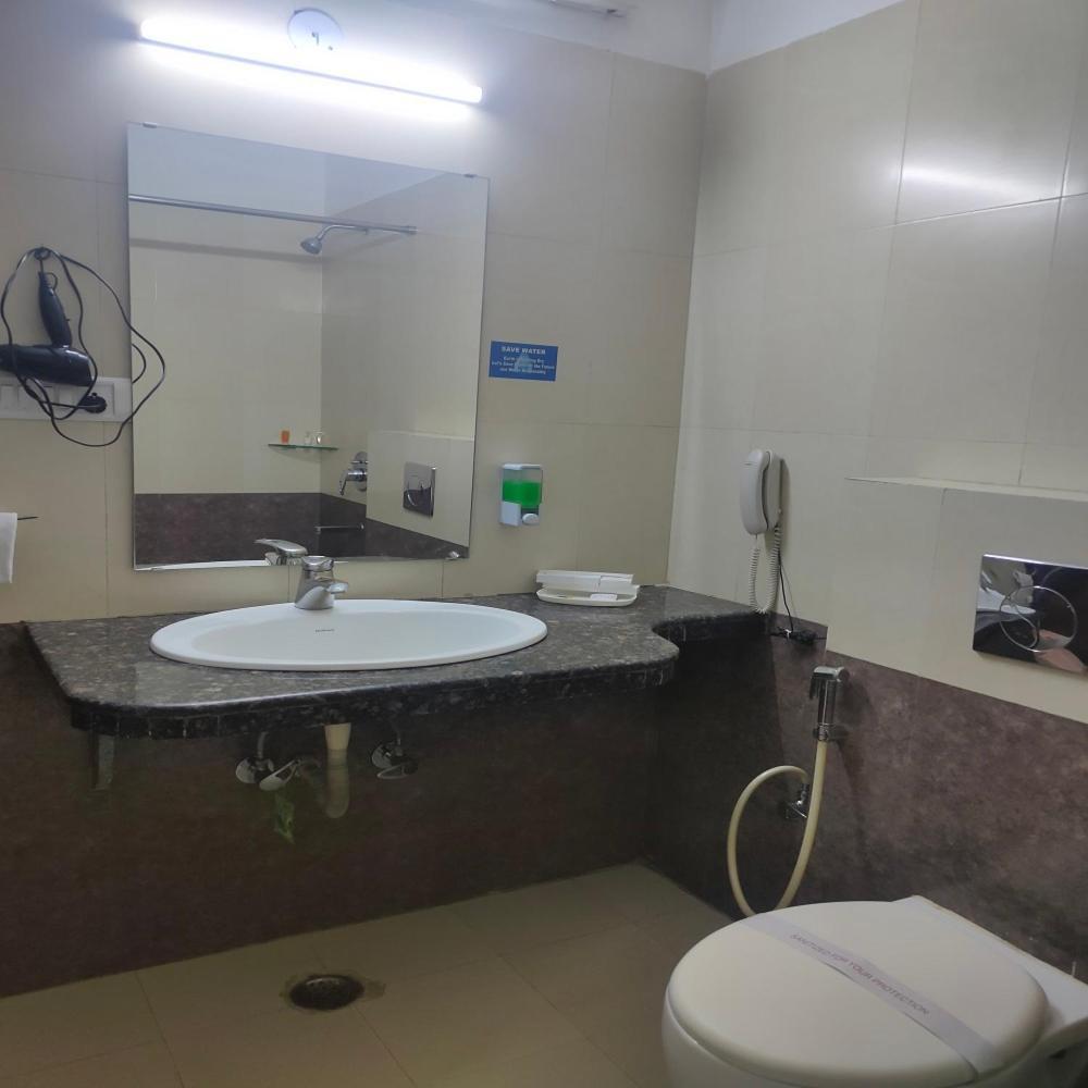 Hotel Avn Grand Ранчі Екстер'єр фото