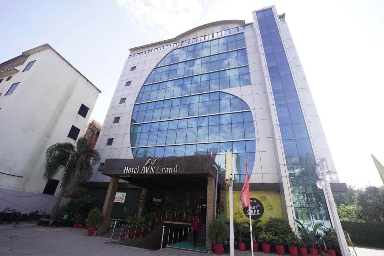 Hotel Avn Grand Ранчі Екстер'єр фото