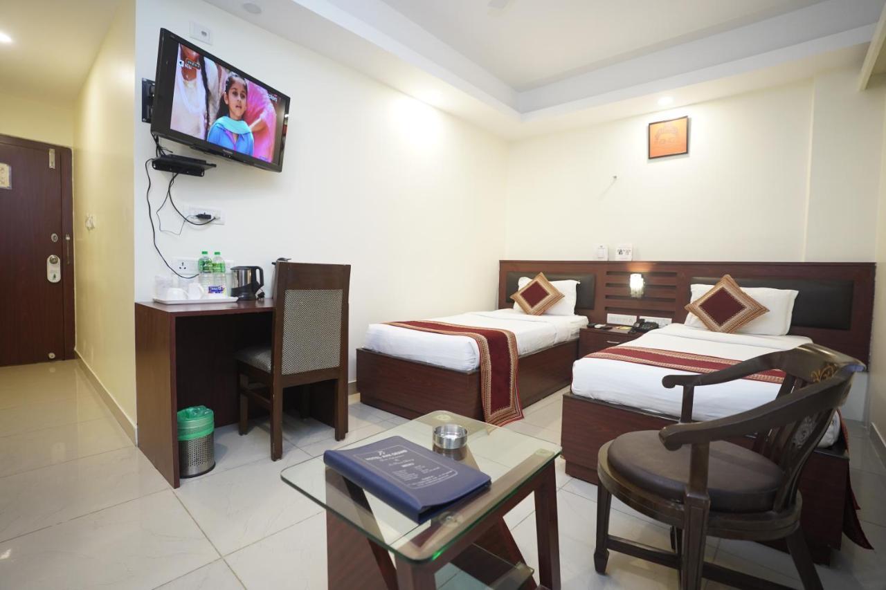 Hotel Avn Grand Ранчі Екстер'єр фото