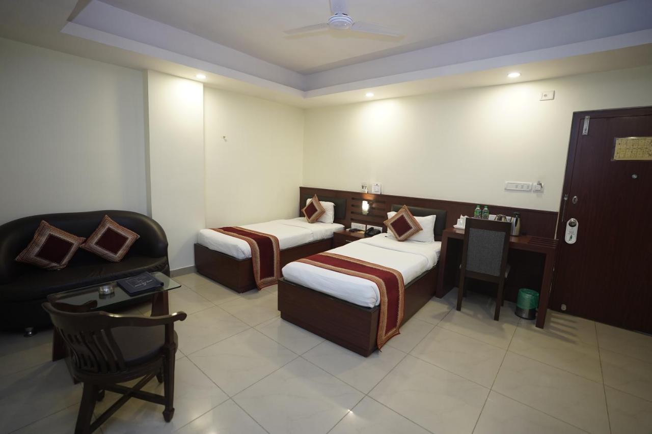 Hotel Avn Grand Ранчі Екстер'єр фото